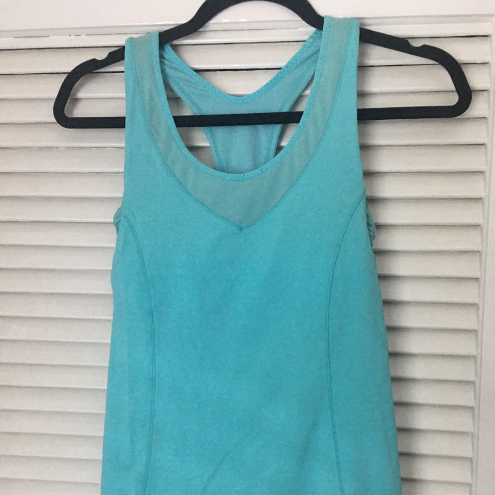 Lululemon tank top with back cutouts